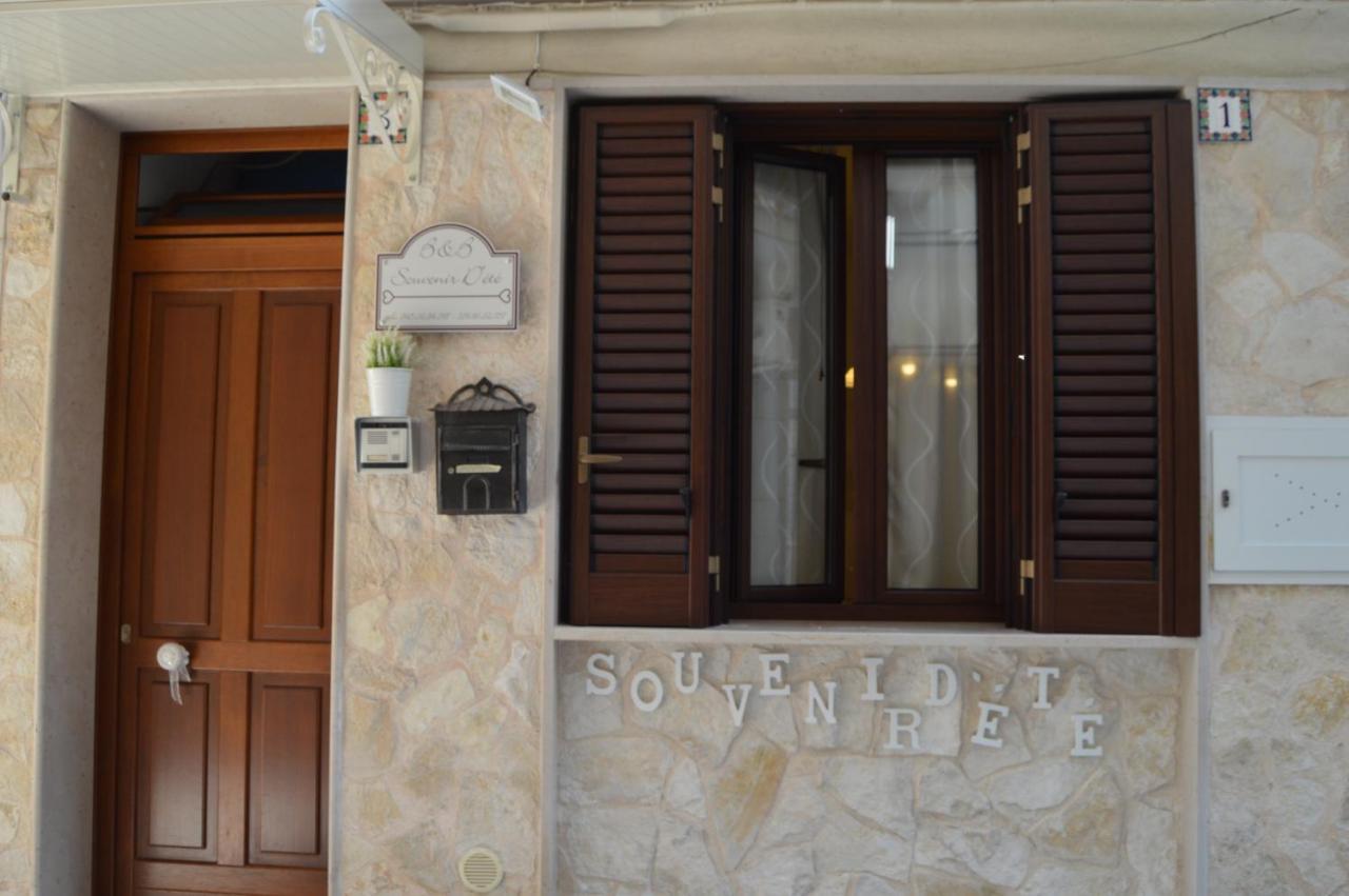 Souvenir D'Ete Bed & Breakfast Mola di Bari Exterior photo